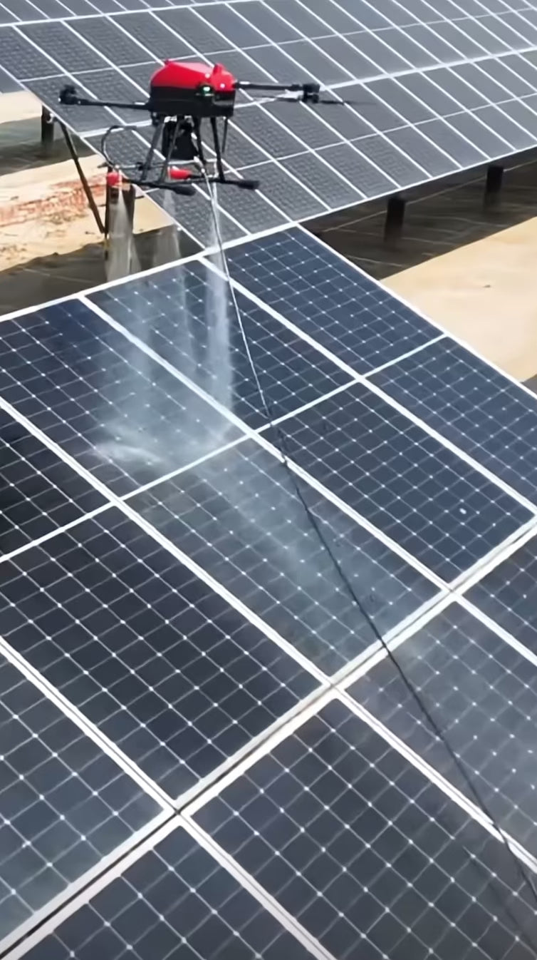 Nettoyage panneaux solaire Lyon Rhône-Alpes France Suisse
Entretient panneaux solaire professionnel
Nettoyage drone photovoltaîque